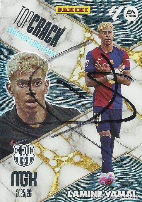 Coleccionismo deportivo: Lamine Yamal. Aut&oacute;grafo, autograph, firma. F. C. Barcelona. F&uacute;tbol. En cromo. Con COA. 9x6,5 cm.