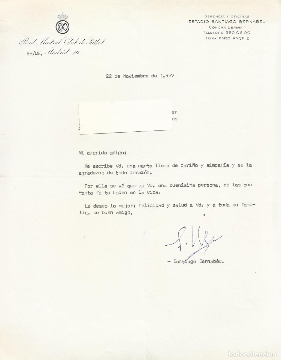 Coleccionismo deportivo: Carta Santiago Bernab&eacute;u firmada. Real Madrid. F&uacute;tbol. 1977. Papel. 27x21,5 cm.