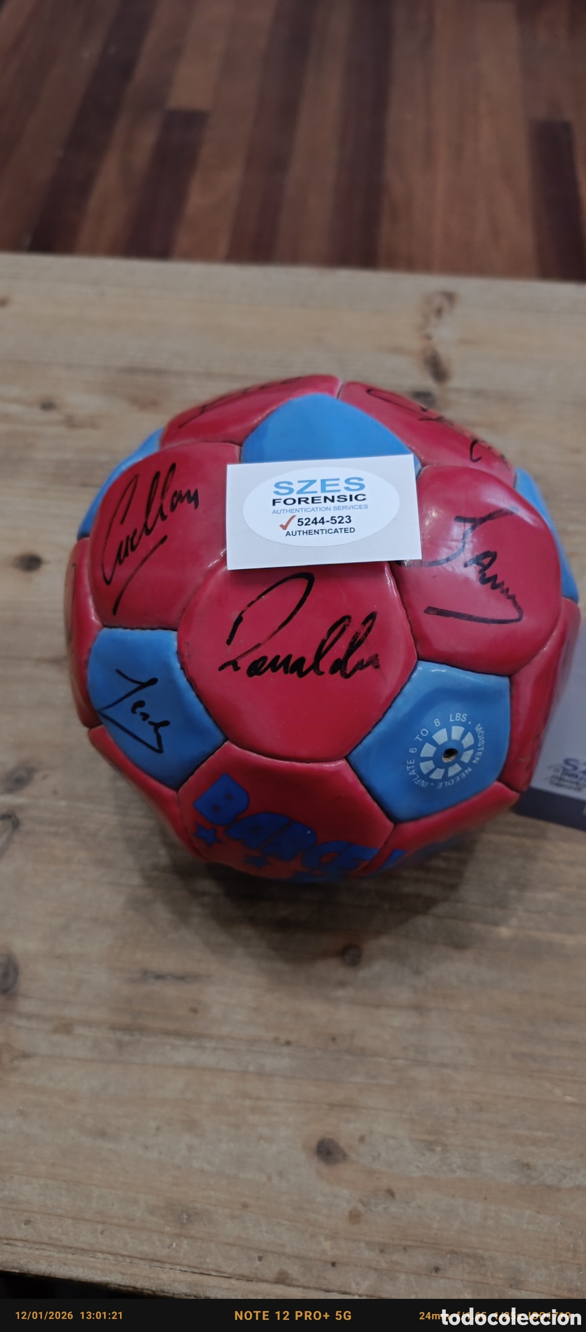 Coleccionismo deportivo: Bal&oacute;n Barcelona firmado