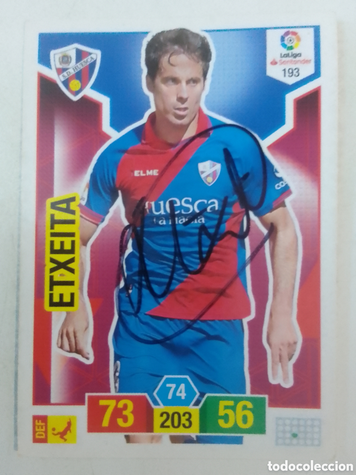 Coleccionismo deportivo: Cromo autografiado Etxeita &bull; Huesca.
