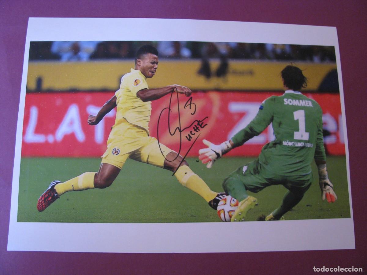 Sports collectibles: LAMINA CON AUTOGRAFO ORIGINAL A MANO DEL JUGADOR DE FUTBOL UCHE, VILLARREAL