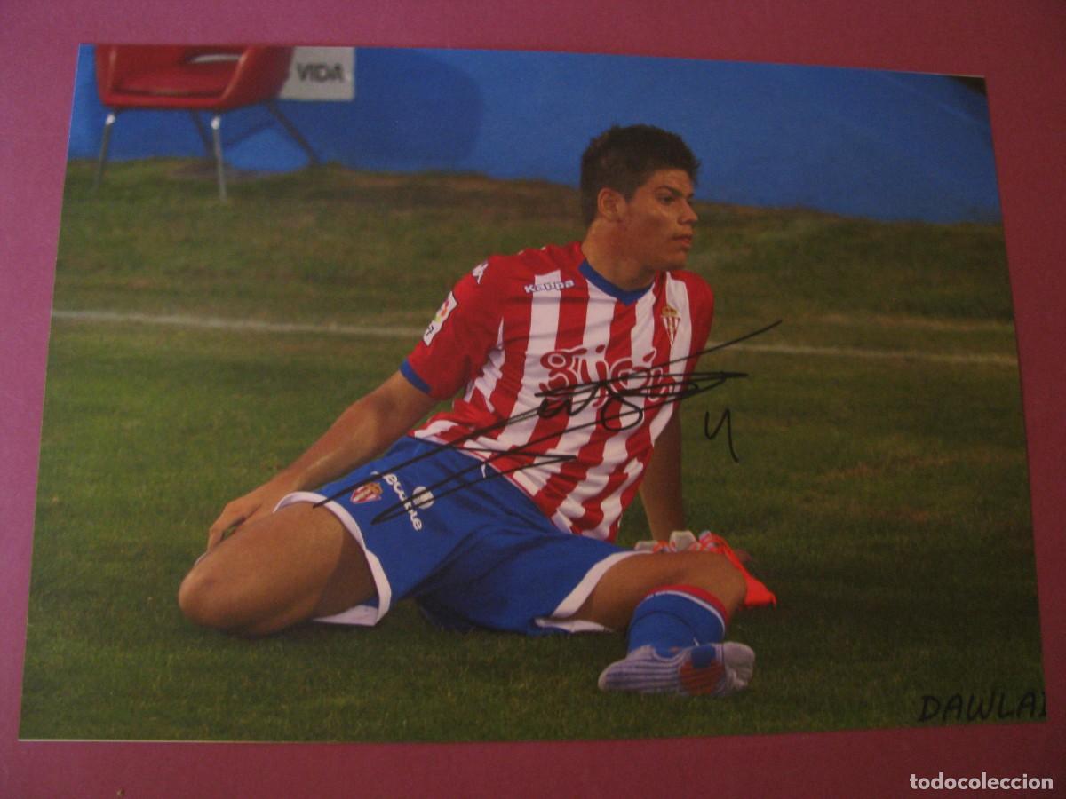Coleccionismo deportivo: LAMINA CON AUTOGRAFO ORIGINAL A MANO DEL JUGADOR DE FUTBOL JORGE MER&Eacute;, REAL SPORTING GIJON.