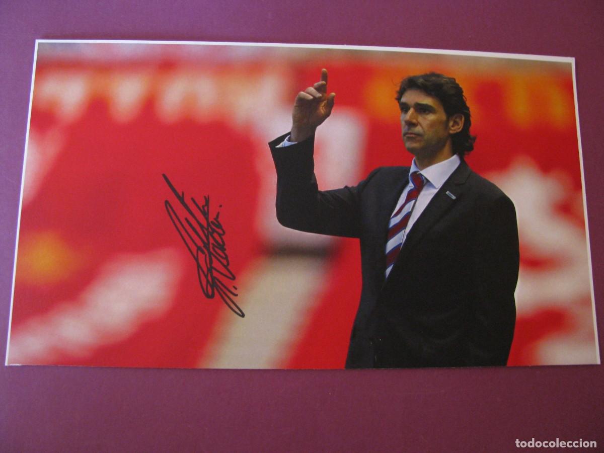 Coleccionismo deportivo: LAMINA CON AUTOGRAFO ORIGINAL A MANO DEL ENTRENADOR DE MIDDLESBROUGH FC AITOR KARANKA