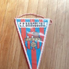 Coleccionismo deportivo: ANTIGUO BANDERIN DEL F.C.BARCELONA . Lote 30460329