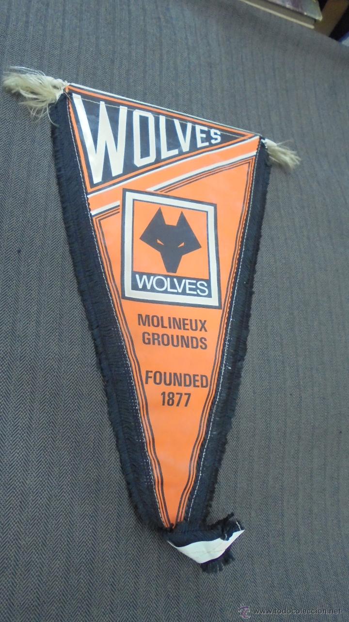 Coleccionismo deportivo: ANTIGUO BANDERIN - WOLVES - - Foto 1