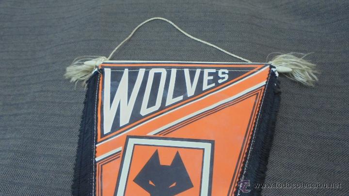 Coleccionismo deportivo: ANTIGUO BANDERIN - WOLVES - - Foto 2