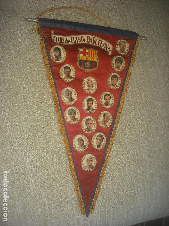 banderin del club de futbol barcelona de 1974. - Comprar Banderas y
