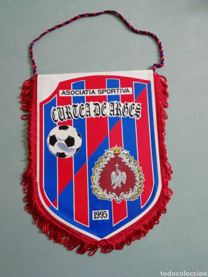Coleccionismo deportivo: A. S. CURTEA DE ARGES de Ruman&iacute;a - Foto 1