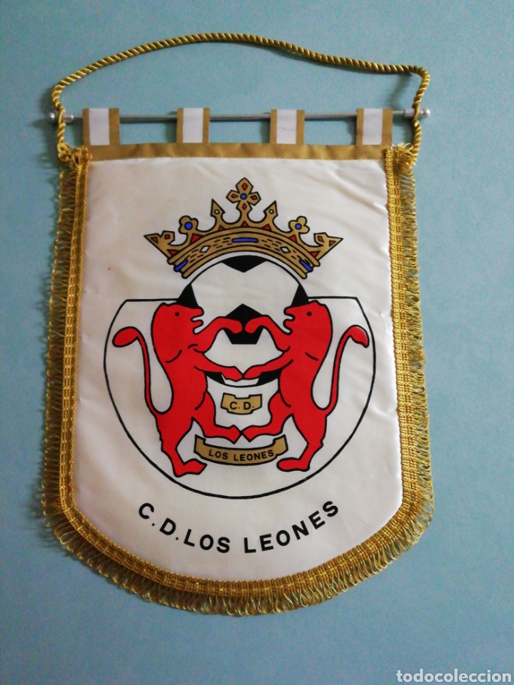 Coleccionismo deportivo: Banderin C. D. LOS LEONES - Foto 1