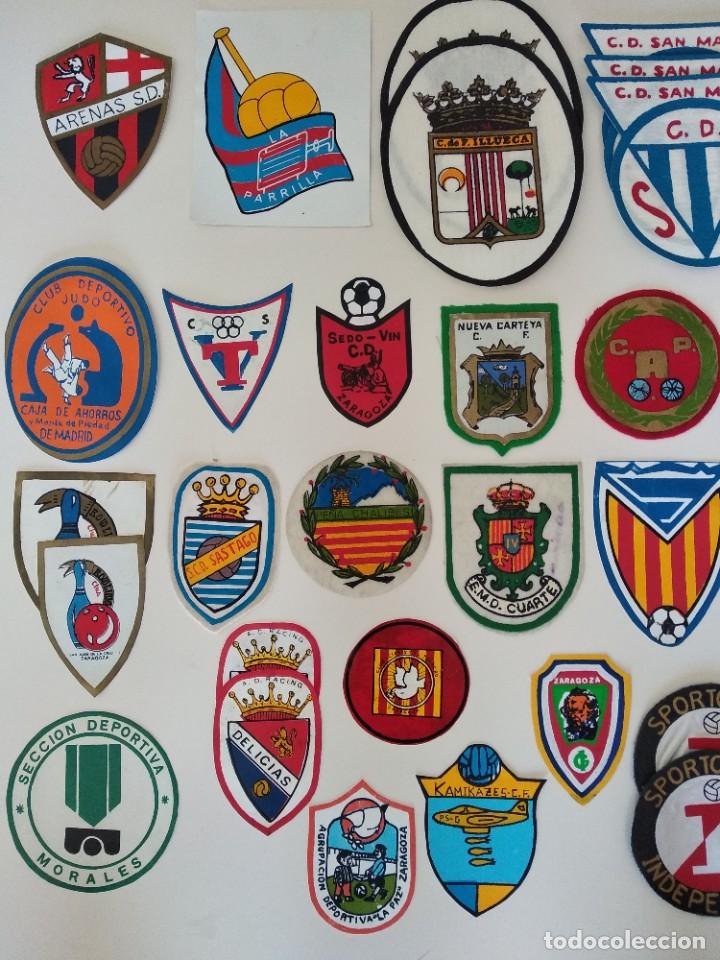 Coleccionismo deportivo: ESCUDOS DE HULE - Foto 2