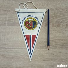Banderin de años 70 retro - 5 m por 6,40 Banderin de años 70 retro - 5 m por 6,40