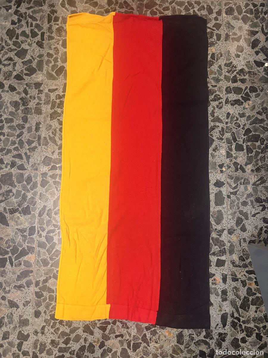 Coleccionismo deportivo: Banderas antiguas de lana varios paises