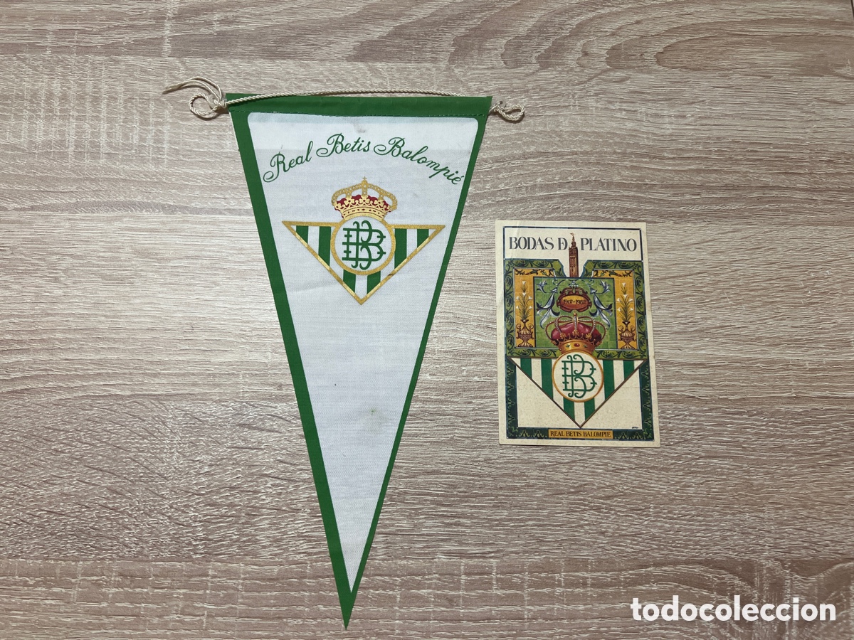 Coleccionismo deportivo: REAL BETIS BODA DE PLATINO PEGATINA Y BANDERIN