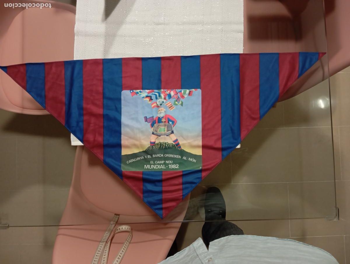 Coleccionismo deportivo: Pa&ntilde;uelo / bander&iacute;n FC Barcelona &ndash; Mundial 1982 (vintage) Futbol Bar&ccedil;a