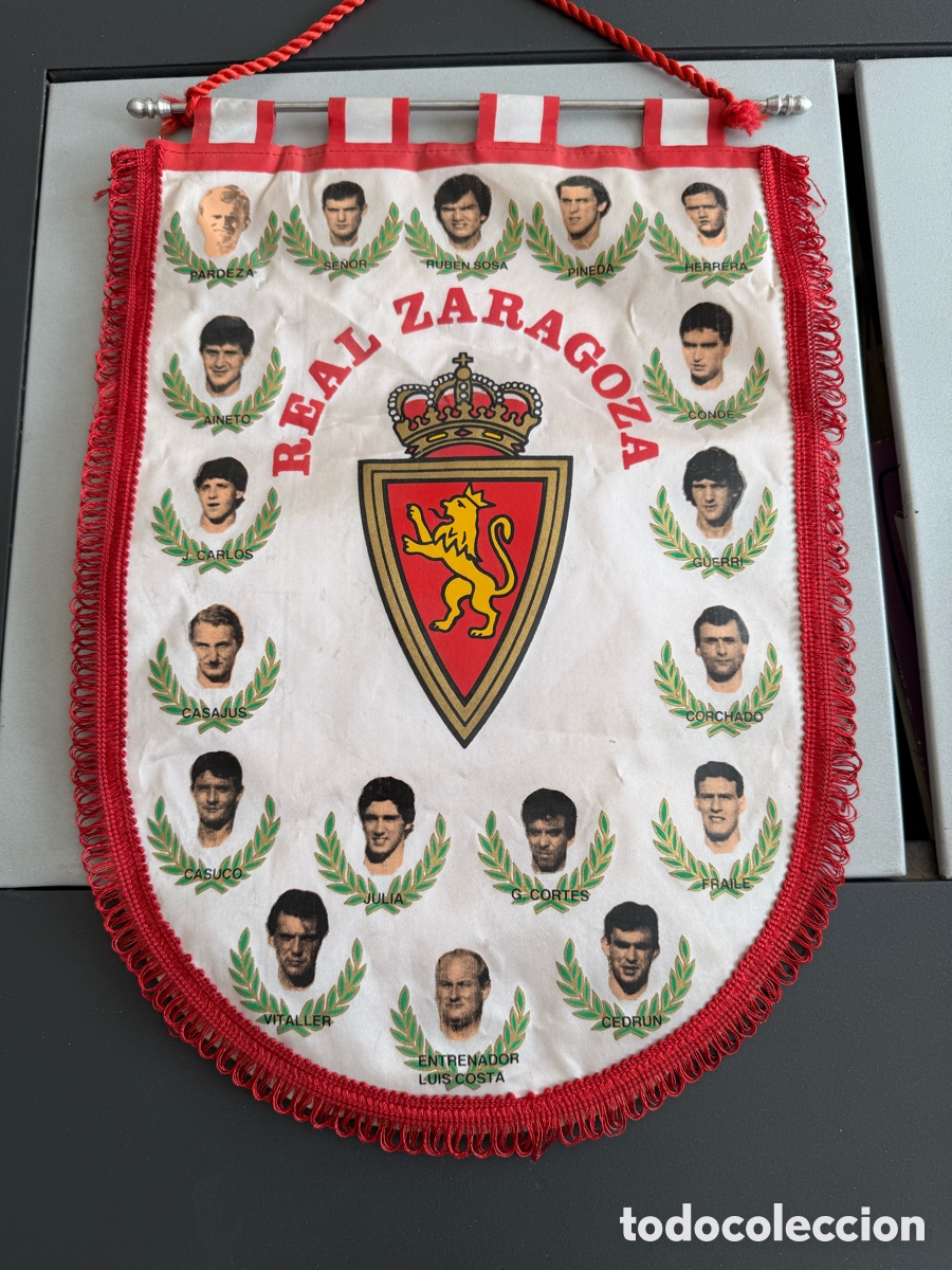 Coleccionismo deportivo: Bander&iacute;n. REAL ZARAGOZA. Jugadores. Temporada 85/86.