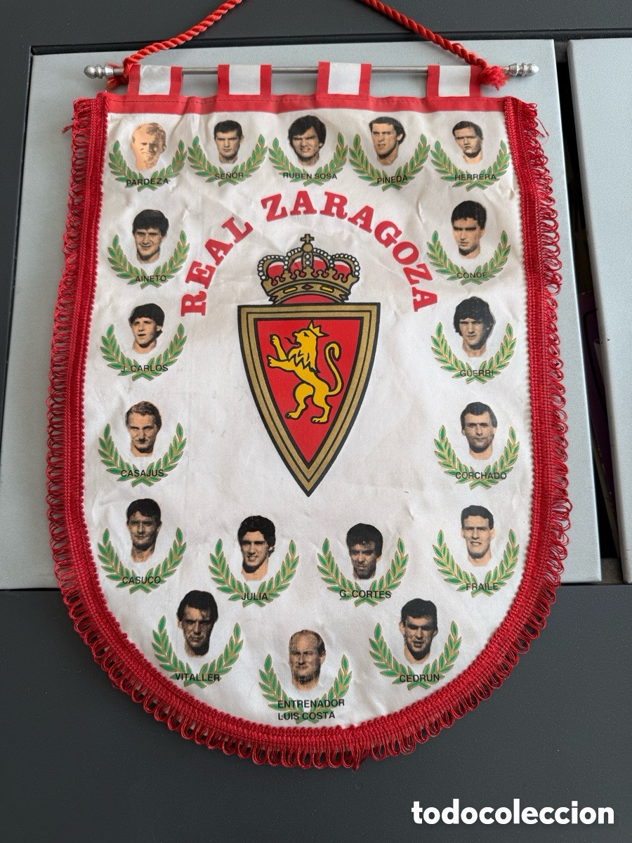 Coleccionismo deportivo: Bander&iacute;n. REAL ZARAGOZA. Jugadores. Temporada 85/86.