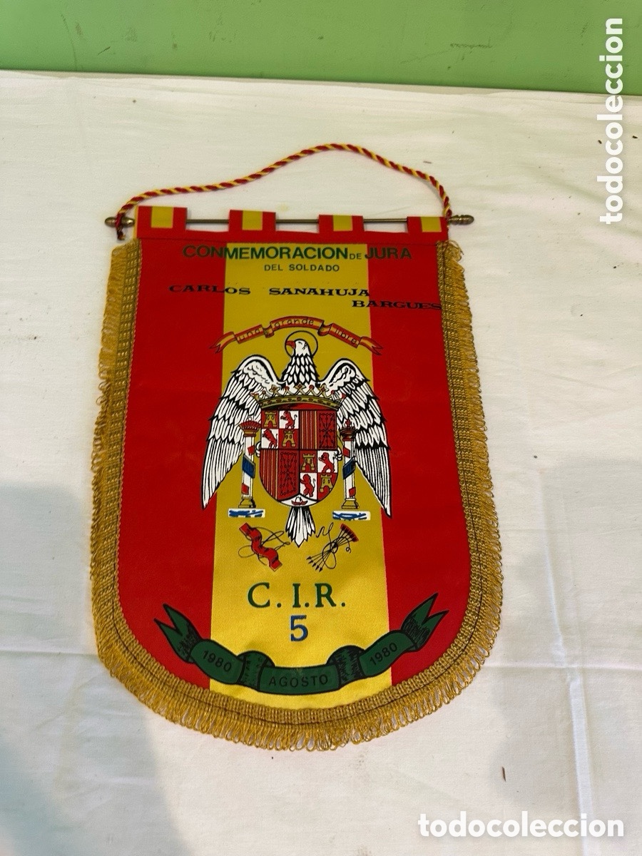 Coleccionismo deportivo: Bander&iacute;n militar CIR 5 jura de bandera 1980 Carlos Sanahuja Barques conmemorativo