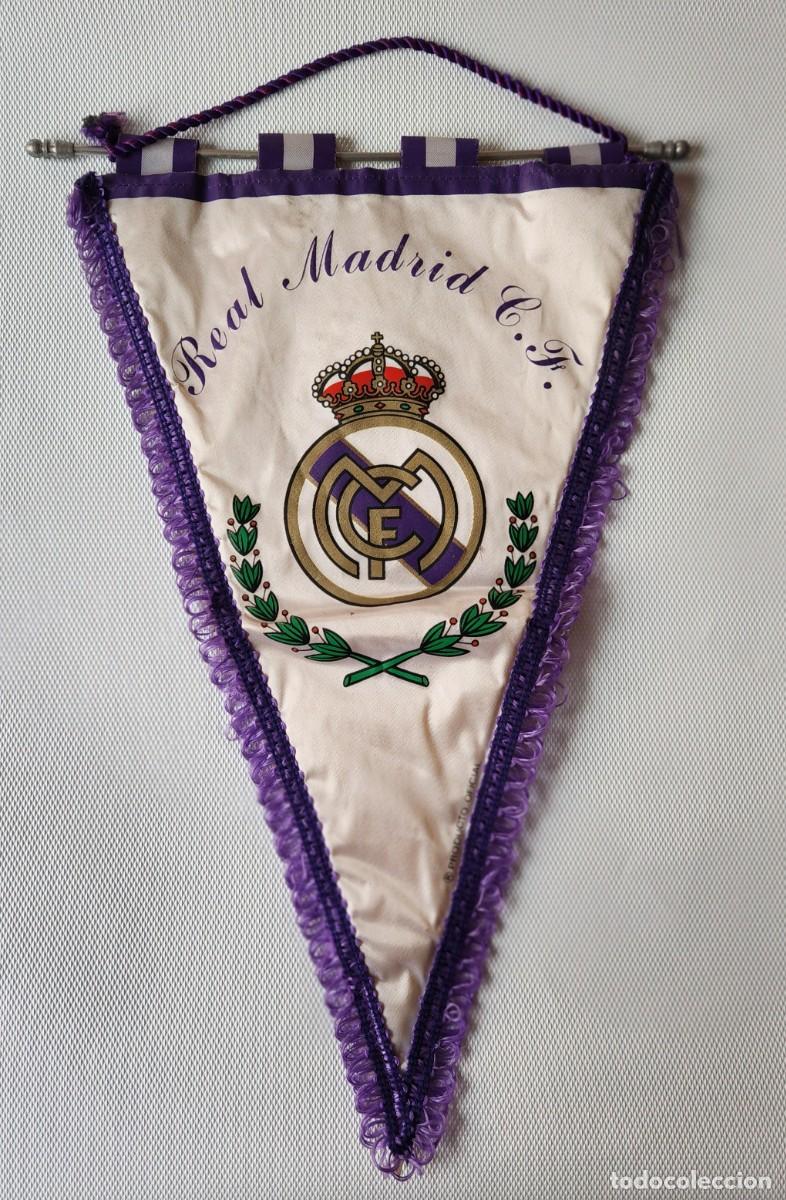 Coleccionismo deportivo: REAL MADRID - antiguo bander&iacute;n futbol