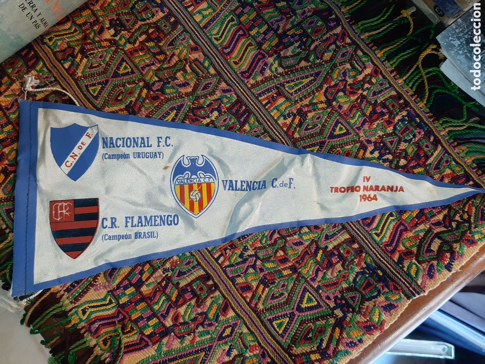 Coleccionismo deportivo: Banderin Trofeo Naranja Nacional Uruguay Flamengo Valencia