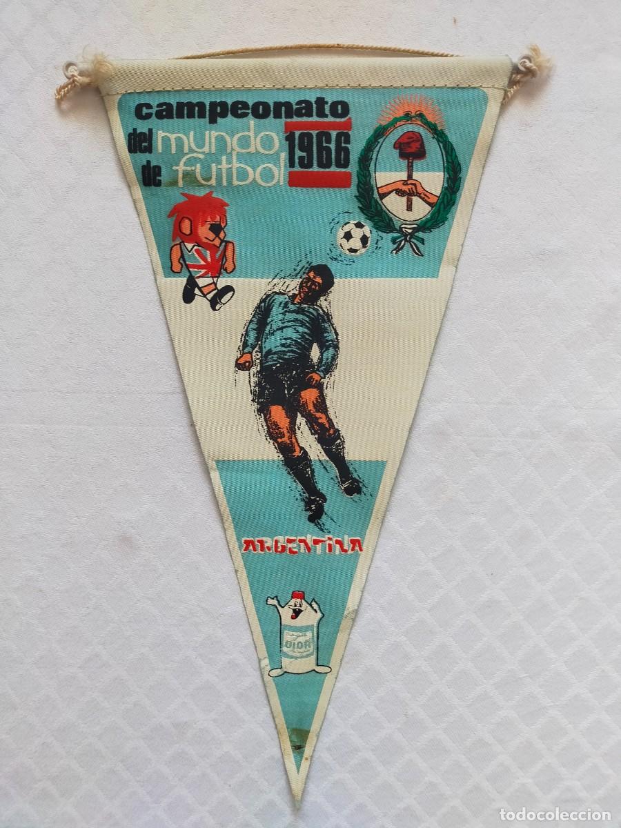 Coleccionismo deportivo: Bander&iacute;n. Campeonato del Mundo de F&uacute;tbol 1966: ARGENTINA - Publicidad detergentes Gior.