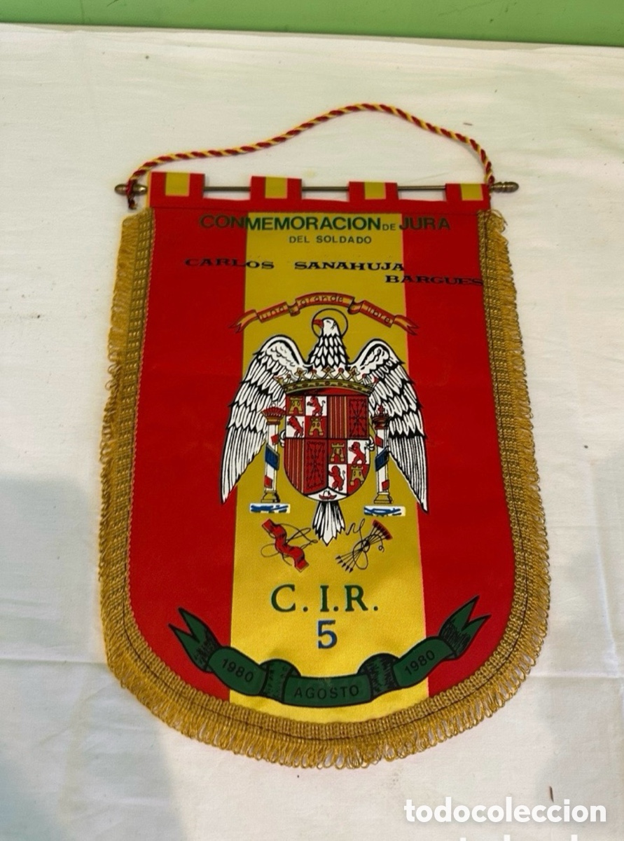 Colecionismo desportivo: Bander&iacute;n militar CIR 5 jura de bandera 1980 Carlos Sanahuja Barques conmemorativo
