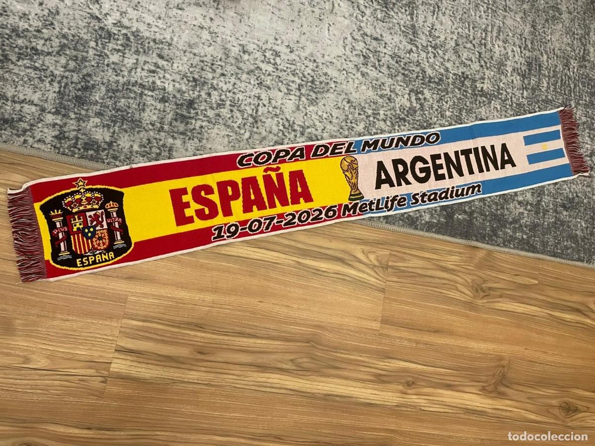 Coleccionismo deportivo: BUFANDA F&Uacute;TBOL FINAL COPA DEL MUNDO 2026 New York ESPA&Ntilde;A vs ARGENTINA