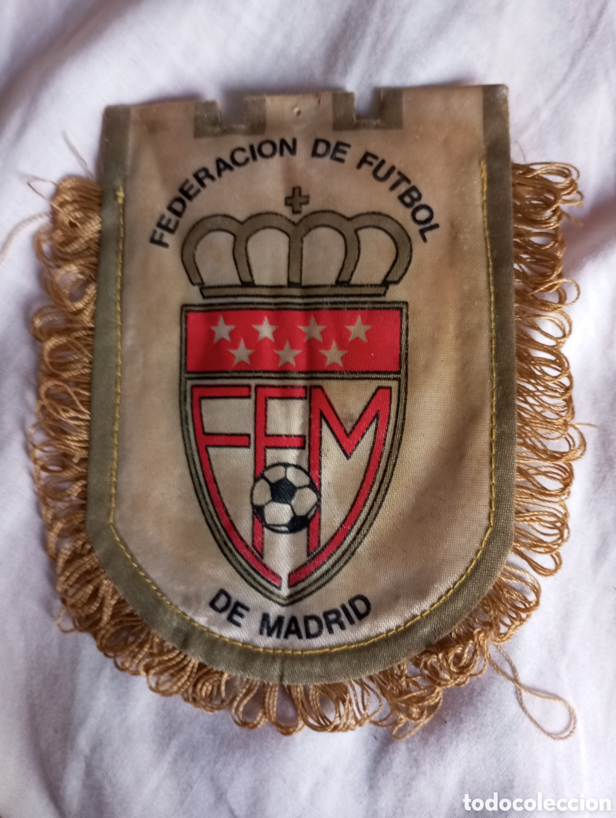 Coleccionismo deportivo: Bander&iacute;n federaci&oacute;n de f&uacute;tbol de Madrid 12x 8 cms