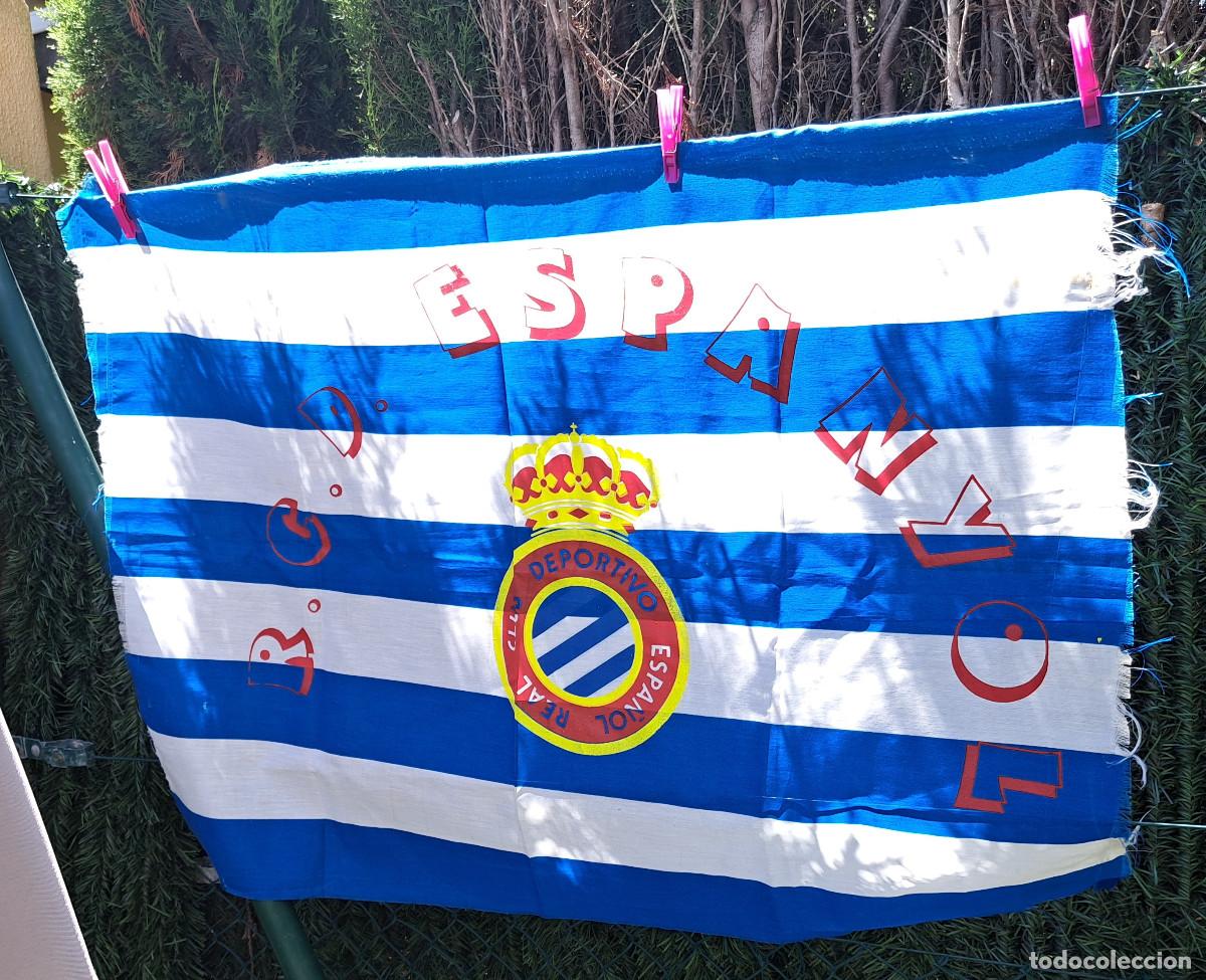 Coleccionismo deportivo: R.C.D. ESPA&Ntilde;OL - FLAG - MEDIDAS; 107 x 80 cms. - MUSEO DEL F&Uacute;TBOL DE SANTA POLA
