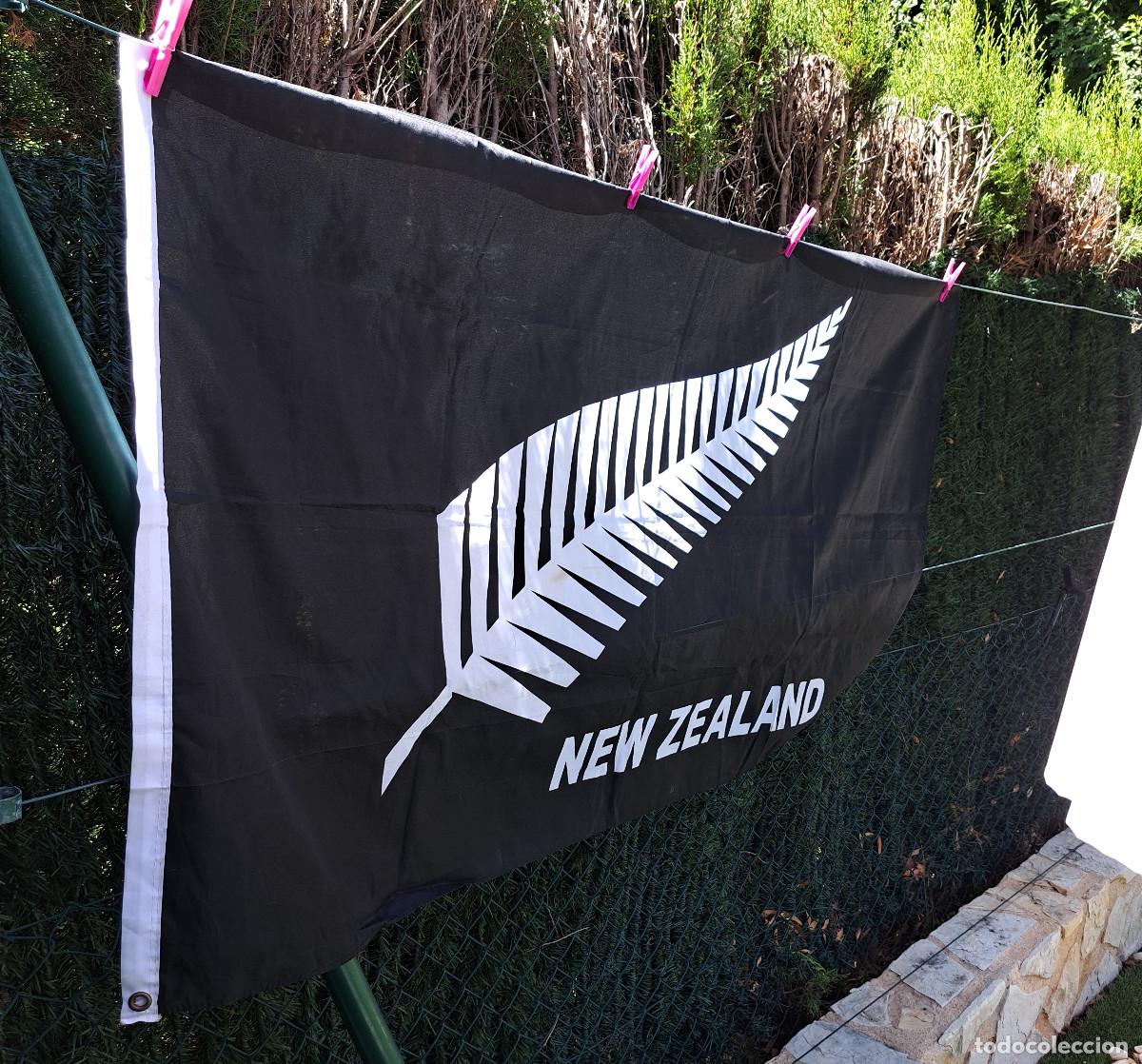 Coleccionismo deportivo: NEW ZEALAND - FLAG - MEDIDAS; 155 x 90 cms. - MUSEO DEL F&Uacute;TBOL DE SANTA POLA