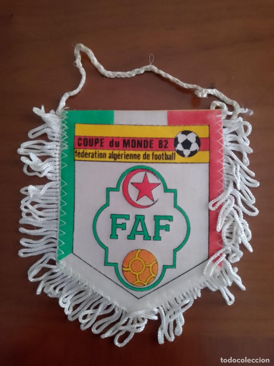 Coleccionismo deportivo: Bander&iacute;n de Argelia Mundial de Espa&ntilde;a 1982