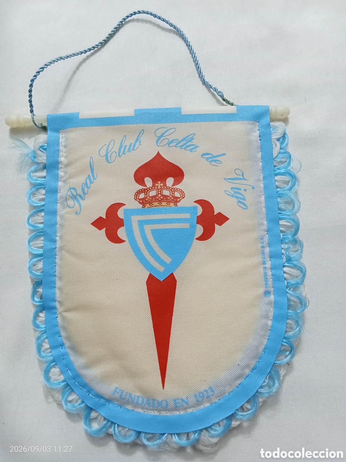 Coleccionismo deportivo: Antiguo bander&iacute;n Real Club Celta