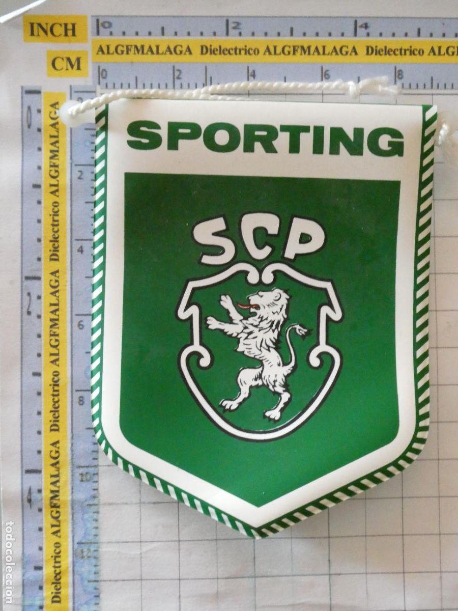 Sammelleidenschaft Sport: BANDER&Iacute;N DE DEPORTES. F&Uacute;TBOL. LIGA PORTUGUESA. SPORTING LISBOA PORTUGAL.