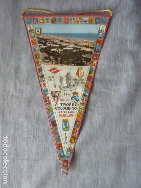 Coleccionismo deportivo: HUELVA VI TROFEO COLOMBINO 1970 BANDERIN FUTBOL