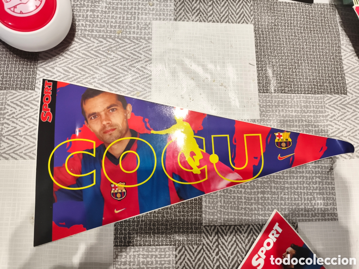 Coleccionismo deportivo: bander&iacute;n adhesivo coleccionable del F.C. Barcelona dedicado a Phillip Cocu
