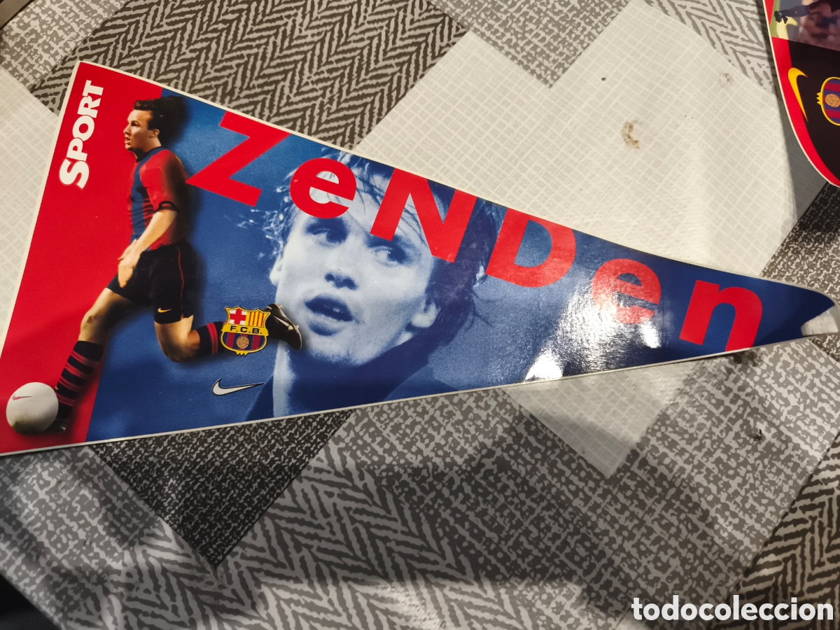 Coleccionismo deportivo: bander&iacute;n adhesivo del FC Barcelona de la colecci&oacute;n promocional del diario Sport de la temporada 1998