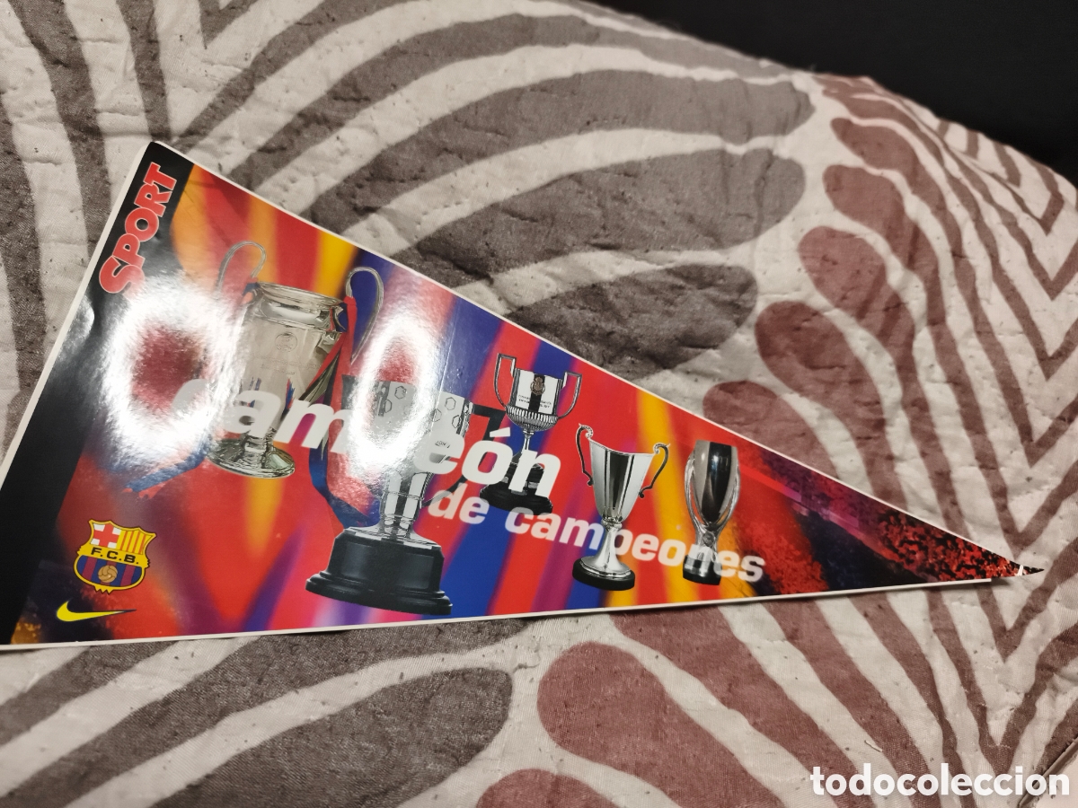 Coleccionismo deportivo: bander&iacute;n adhesivo conmemorativo del F&uacute;tbol Club Barcelona titulado &rdquo;Campe&oacute;n de Campeones&rdquo;