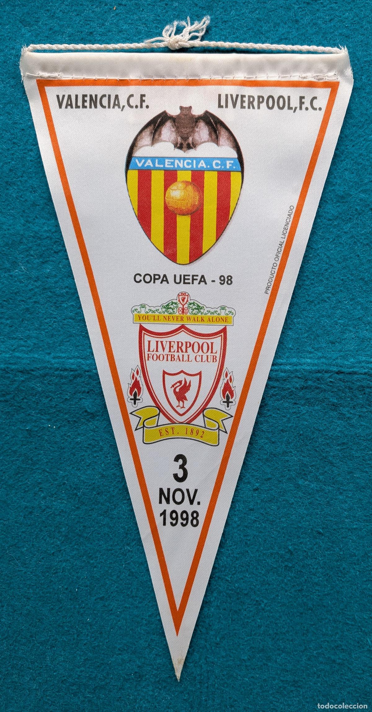 Coleccionismo deportivo: RW BANDERIN FUTBOL TELA VALENCIA C.F COPA UEFA 1998 98 VALENCIA C.F LIVERPOOL F.C DEPORTES BF5