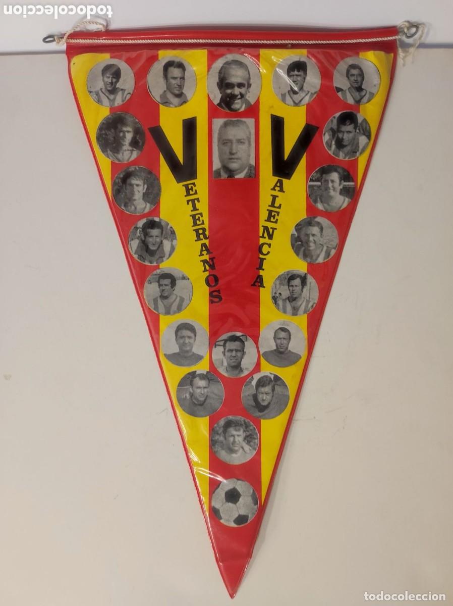 Colecionismo desportivo: Antiguo banderin futbol Veteranos Valencia