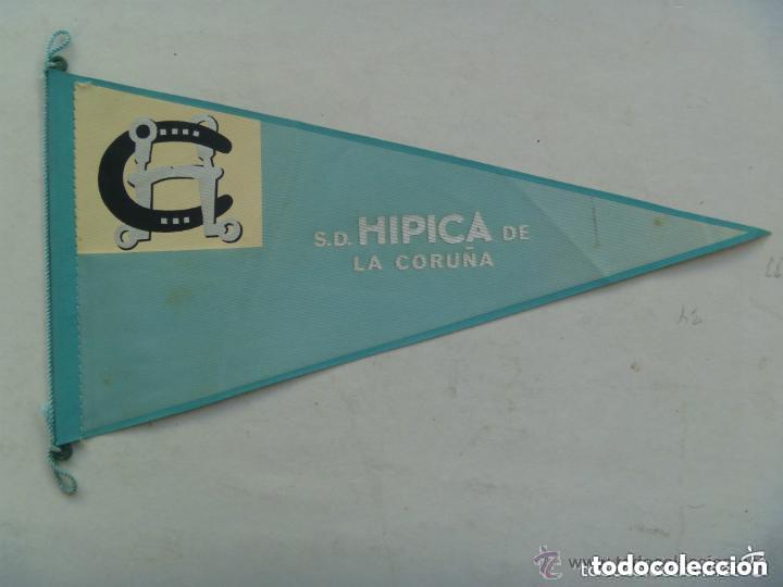 Coleccionismo deportivo: BANDERIN DE LA S.D. HIPICA DE LA CORU&Ntilde;A - Foto 1