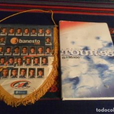 Coleccionismo deportivo: BANDERÍN DE TELA IBANESTO.COM BANESTO AÑO 2001. REGALO LOS PINS DEL TOUR 95 COMPLETO. MUY RARO.. Lote 220635856