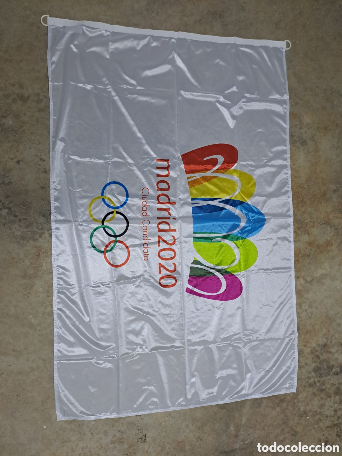 Coleccionismo deportivo: Bandera candidatura Madrid 2020 - Foto 1
