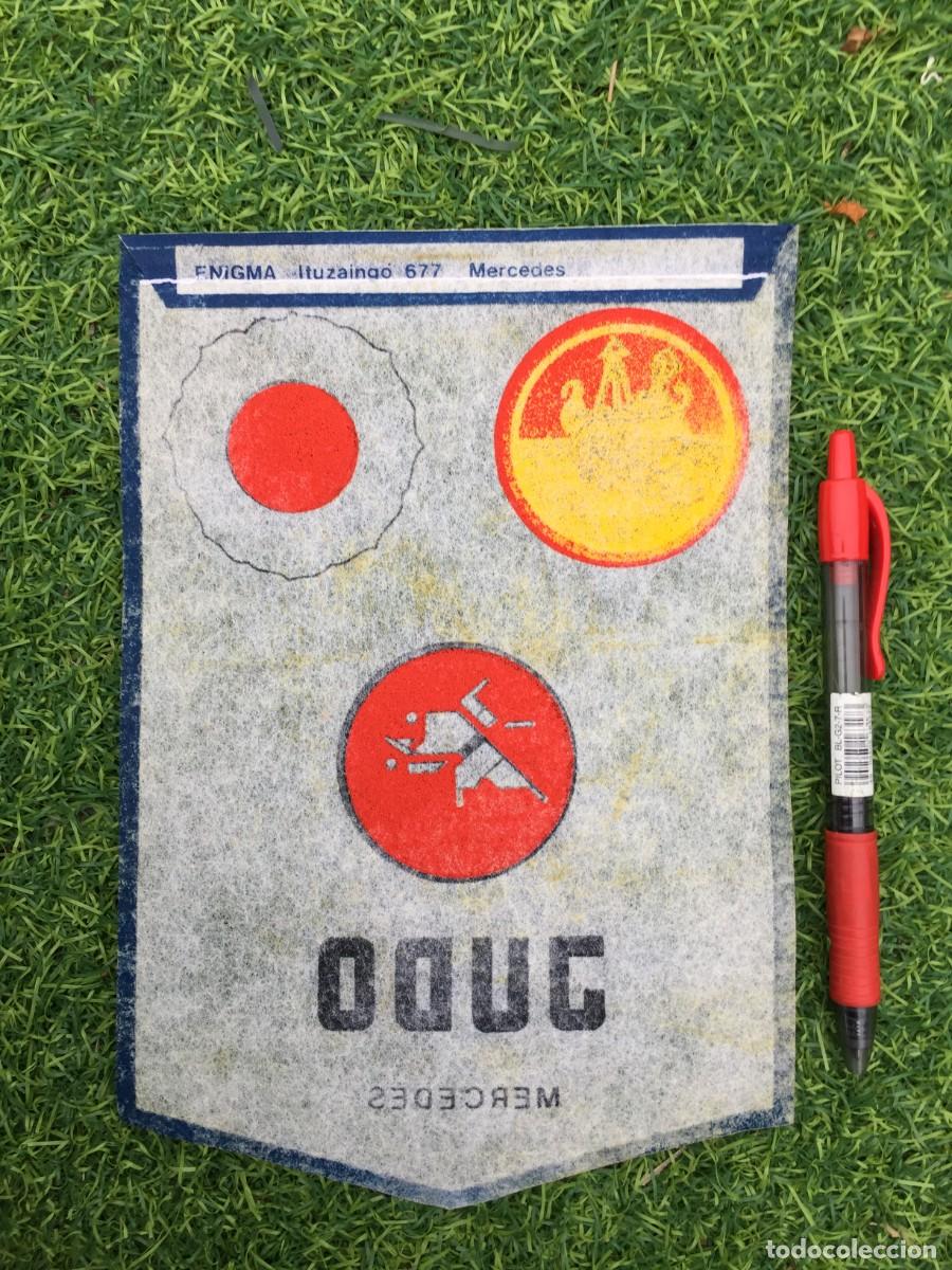 Coleccionismo deportivo: ANTIGUO BANDERIN DE JUDO DE MERCECES (URUGUAY) - Foto 2