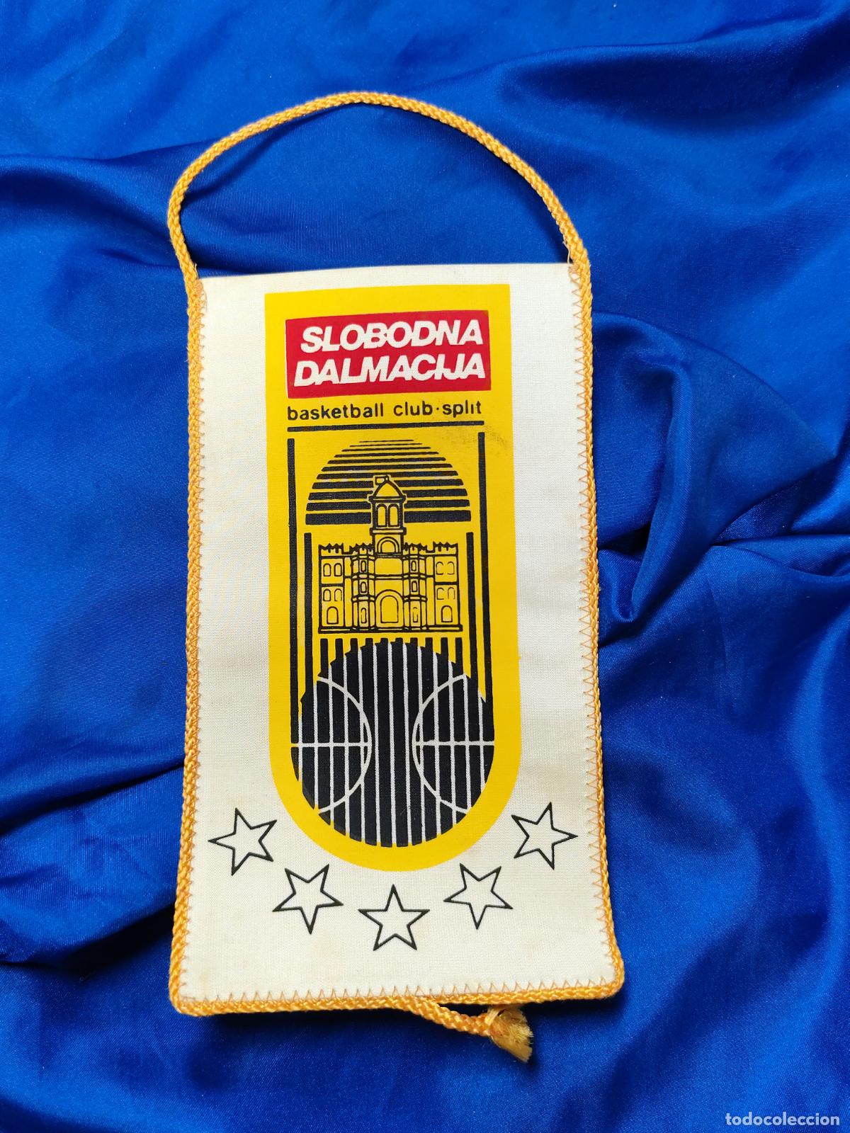 Coleccionismo deportivo: SLOBODNA BANDERIN DE BALONCESTO - Foto 1