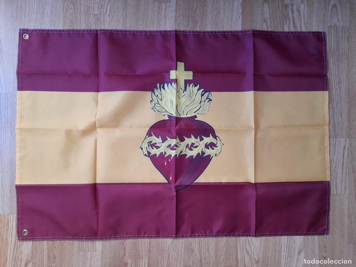Coleccionismo deportivo: Bandera Sagrado Coraz&oacute;n Espa&ntilde;a - Foto 1