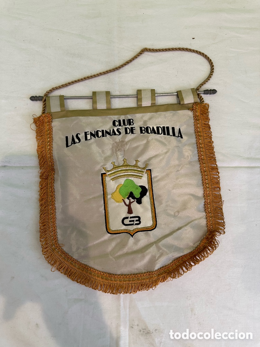 Coleccionismo deportivo: Bander&iacute;n antiguo Club Las Encinas de Boadilla deporte