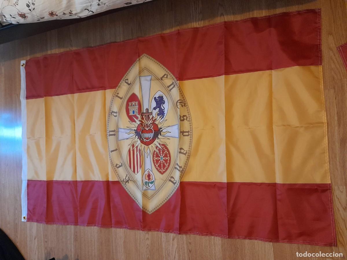 Coleccionismo deportivo: Bandera Espa&ntilde;a Sagrado Corazon Reinare en Espa&ntilde;a