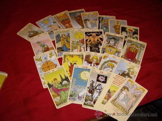 Barajas de cartas: TAROT UNIVERSAL - Foto 2