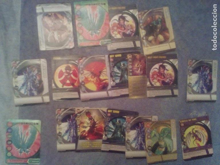 Barajas de cartas: 18 cartas de bakugan imantadas - Foto 1