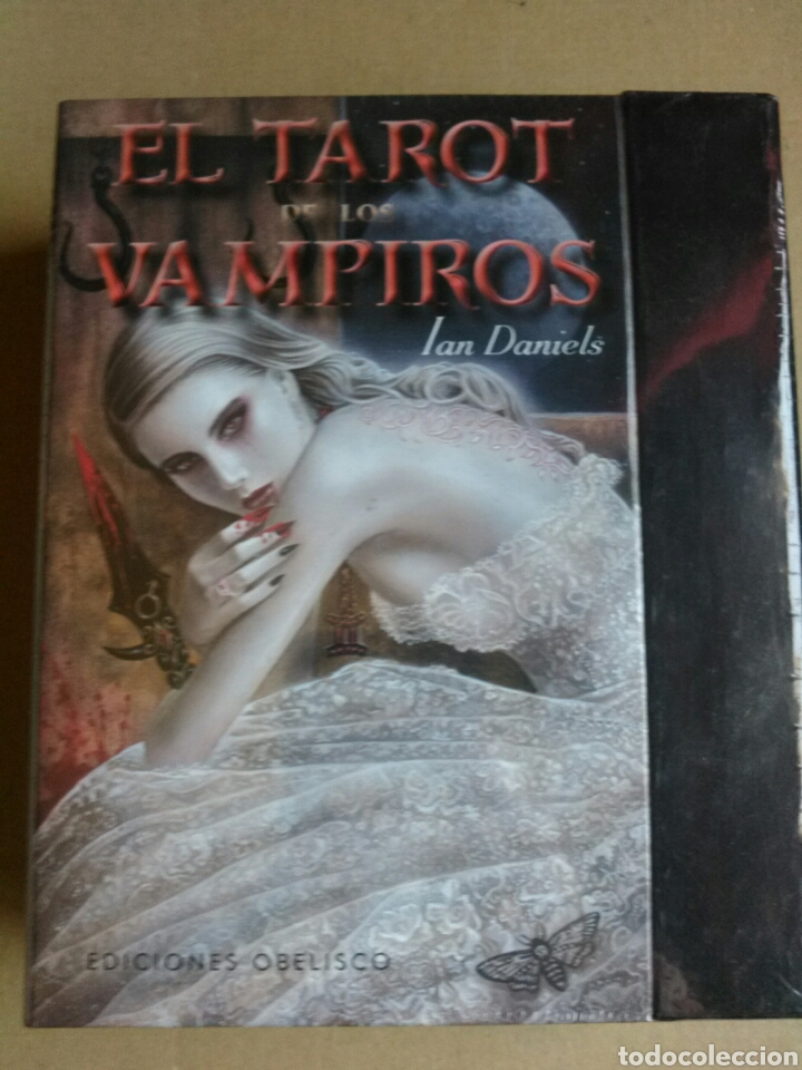 Barajas de cartas: NUEVO!! TAROT DE LOS VAMPIROS.