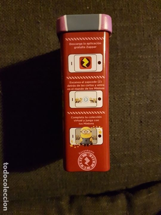 Barajas de cartas: Lata caja cartas Minions - Foto 5